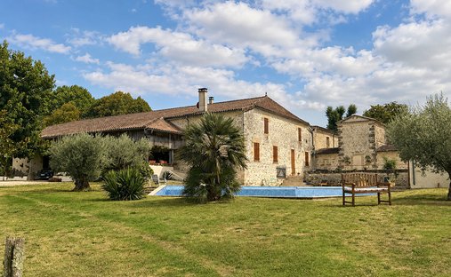 Villa in Arrondissement of Marmande, Nouvelle-Aquitaine, France 1