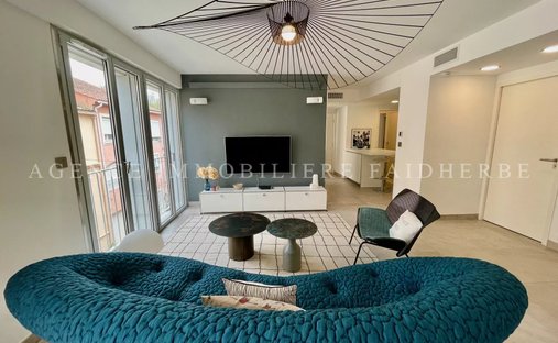 Apartamento en Zone Ouest Urbaine, San Tropez, Francia 1