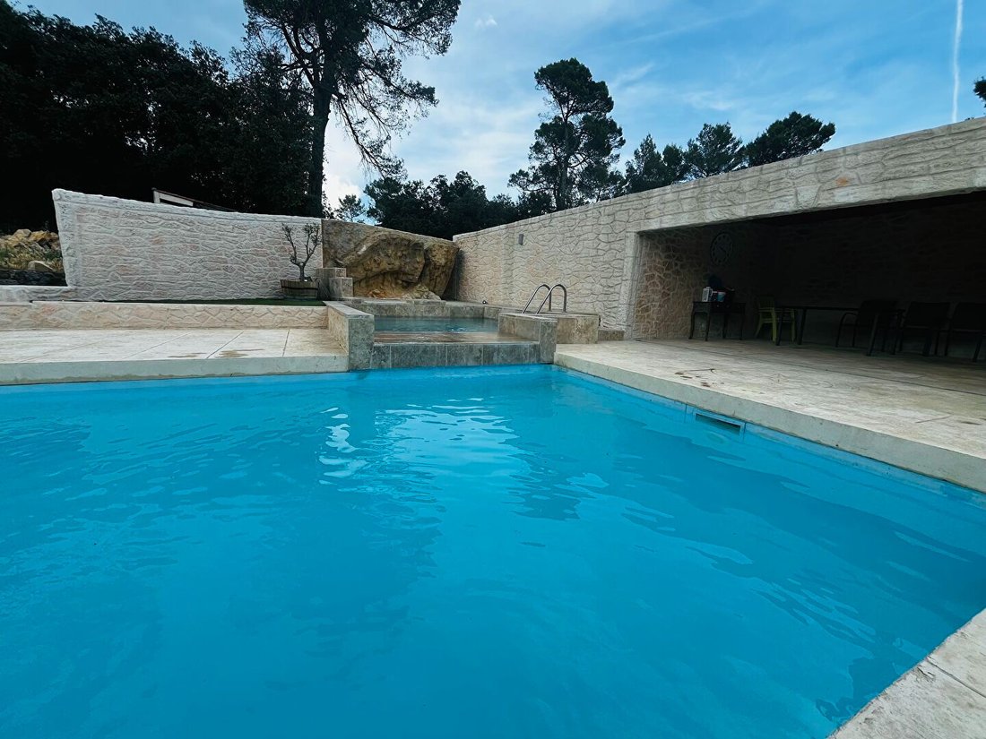 Villa in Brignoles, Provence-Alpes-Côte d'Azur, France 2 - 18578287