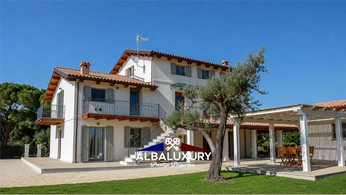 Villa in Alghero, Sardinia, Italy 4 - 15667485