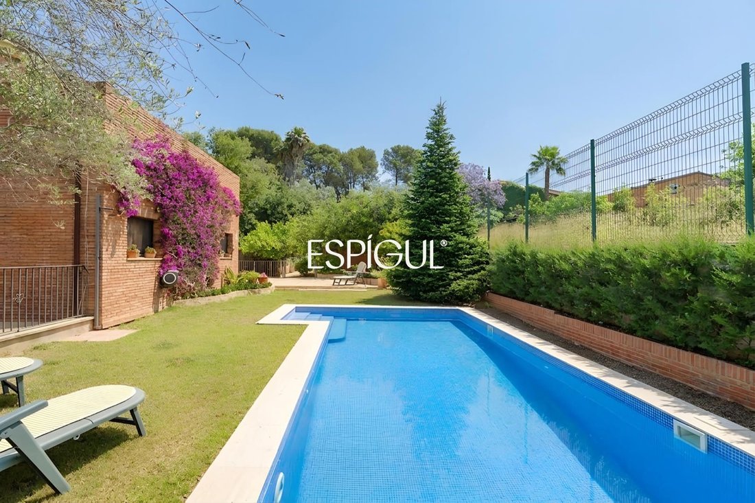 Villa in Sant Cugat del Valles, Catalonia, Spain 5 - 18144295