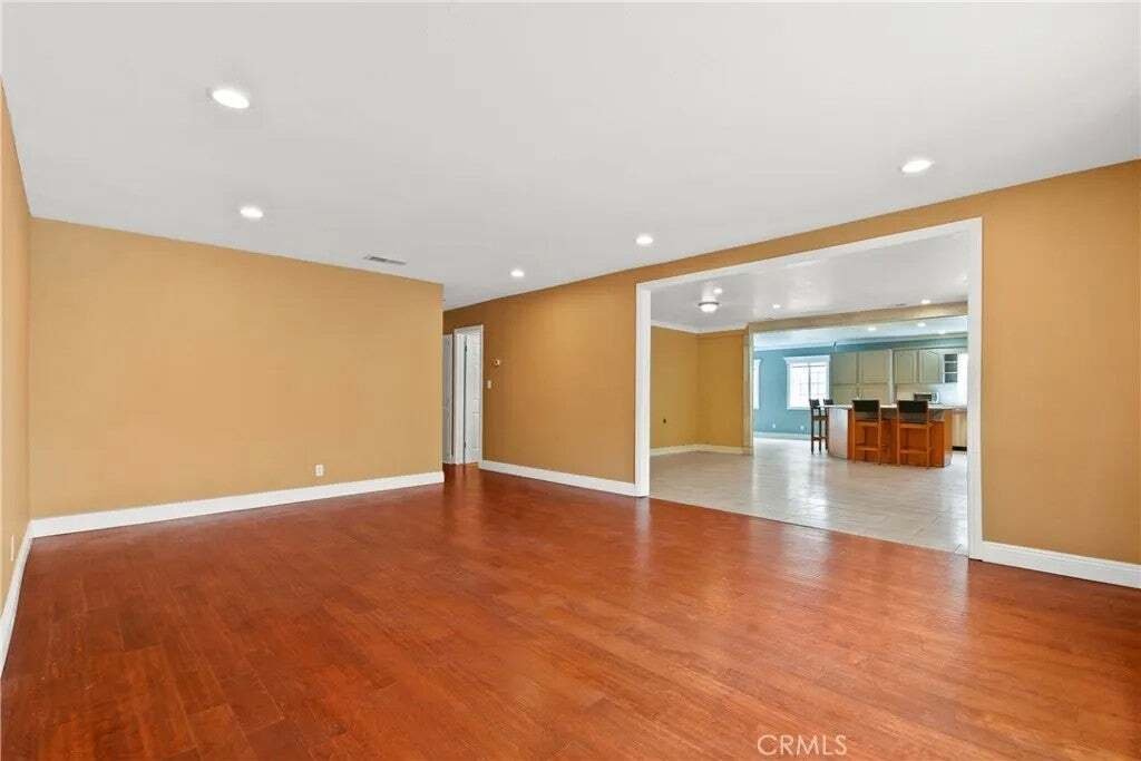 House in Lakewood, California, United States 4 - 18577212