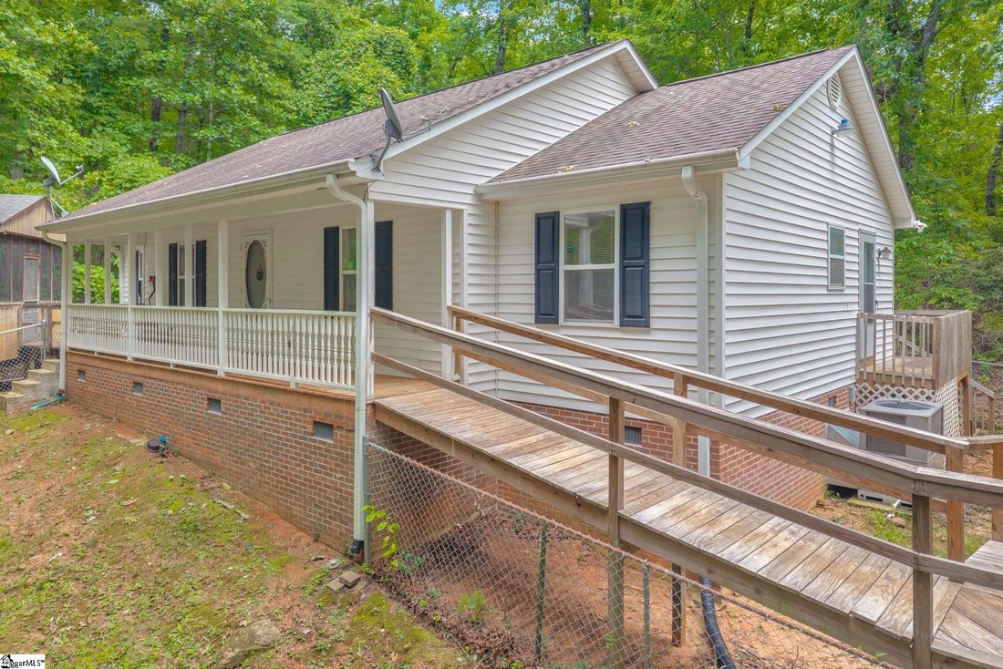 House in Pickens, South Carolina, United States 1 - 18576921