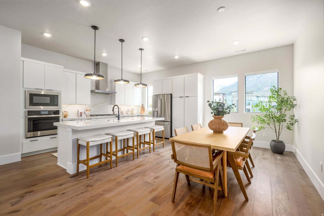 Townhouse in Holladay, Utah, United States 3 - 18577476