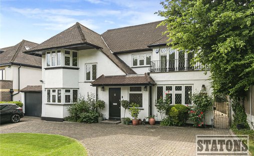 House in Ferney Hill, Enfield, England 1
