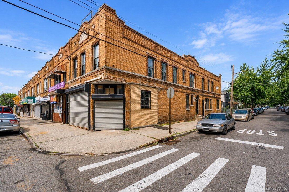 New York, New York, United States 3 - 18577081