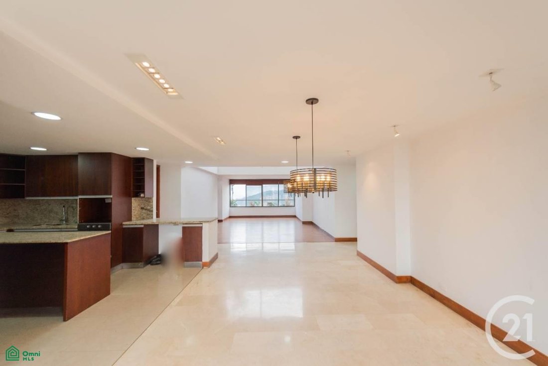 Condo in Medellín, Antioquia, Colombia 4 - 17296492