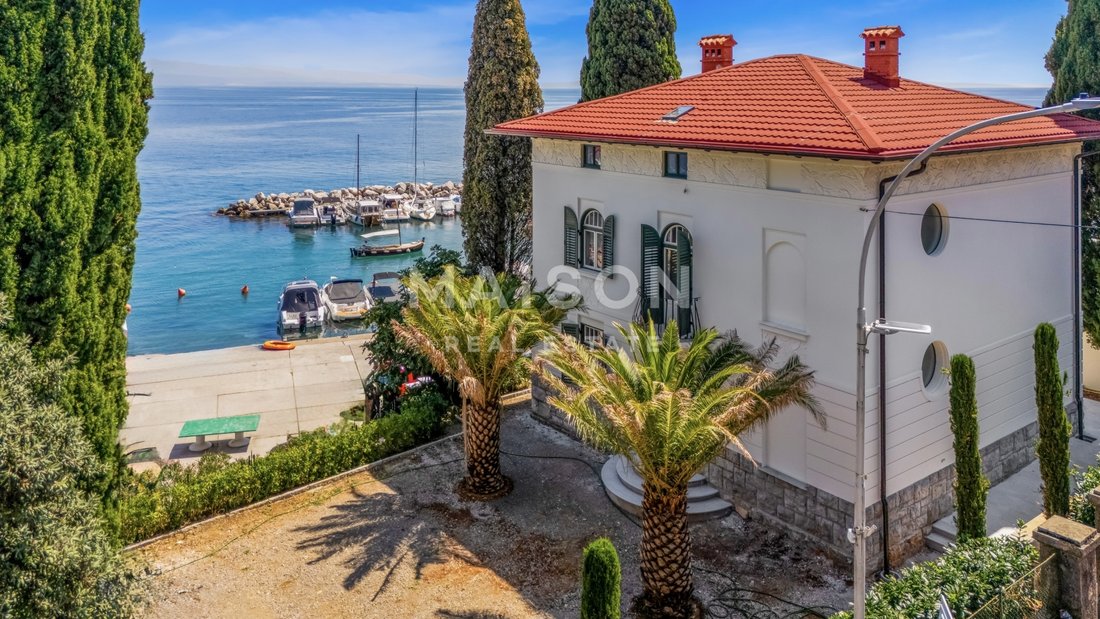 House in Grad Opatija, Primorje-Gorski Kotar County, Croatia 1 - 18577941