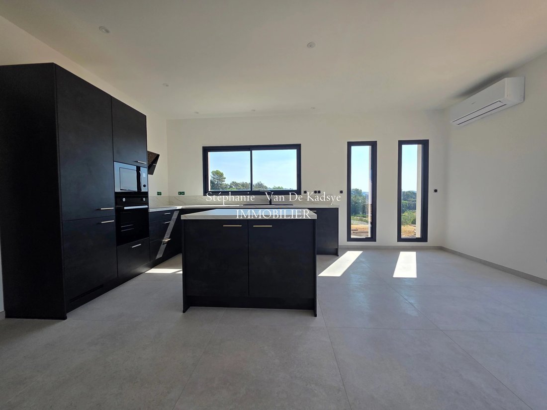 Villa in Est, Lorgues, France 3 - 18574402