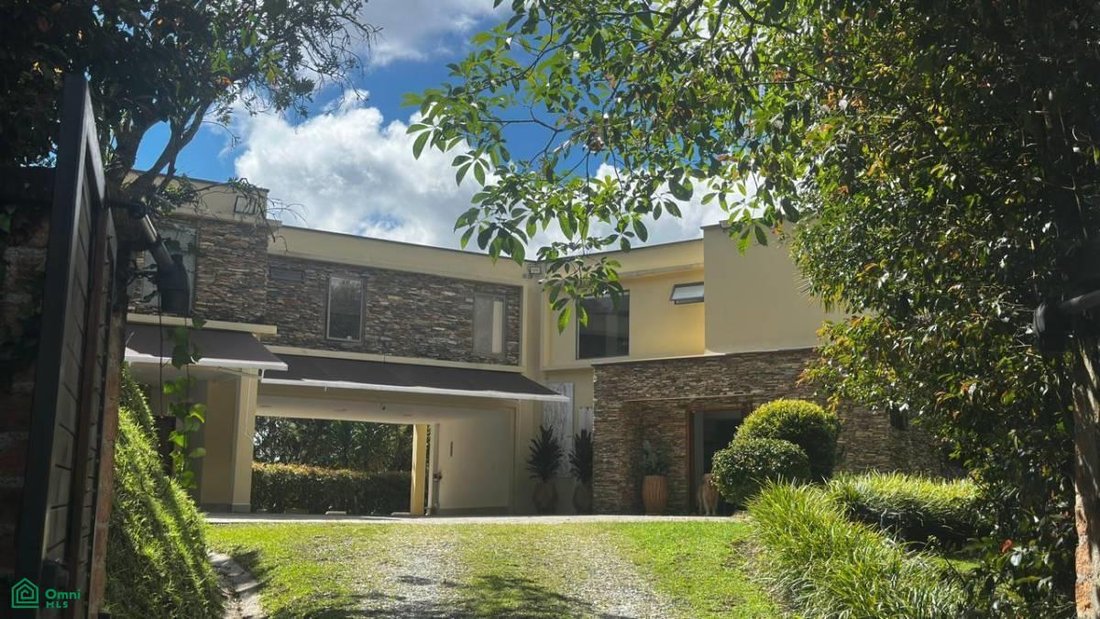 House in Bogota, Guarne, Colombia 1 - 18575760