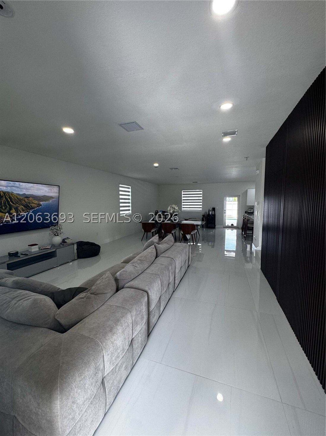 House in Miami, Florida, United States 3 - 18576961