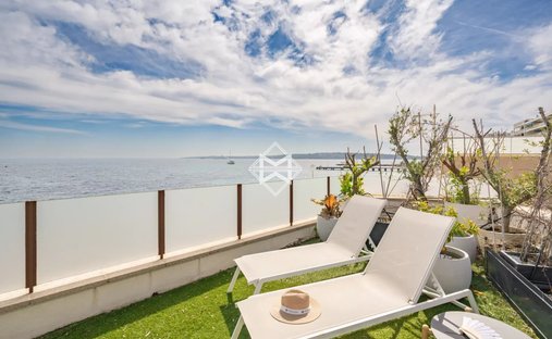 Villa in Cannes, Provence-Alpes-Côte d'Azur, France 1