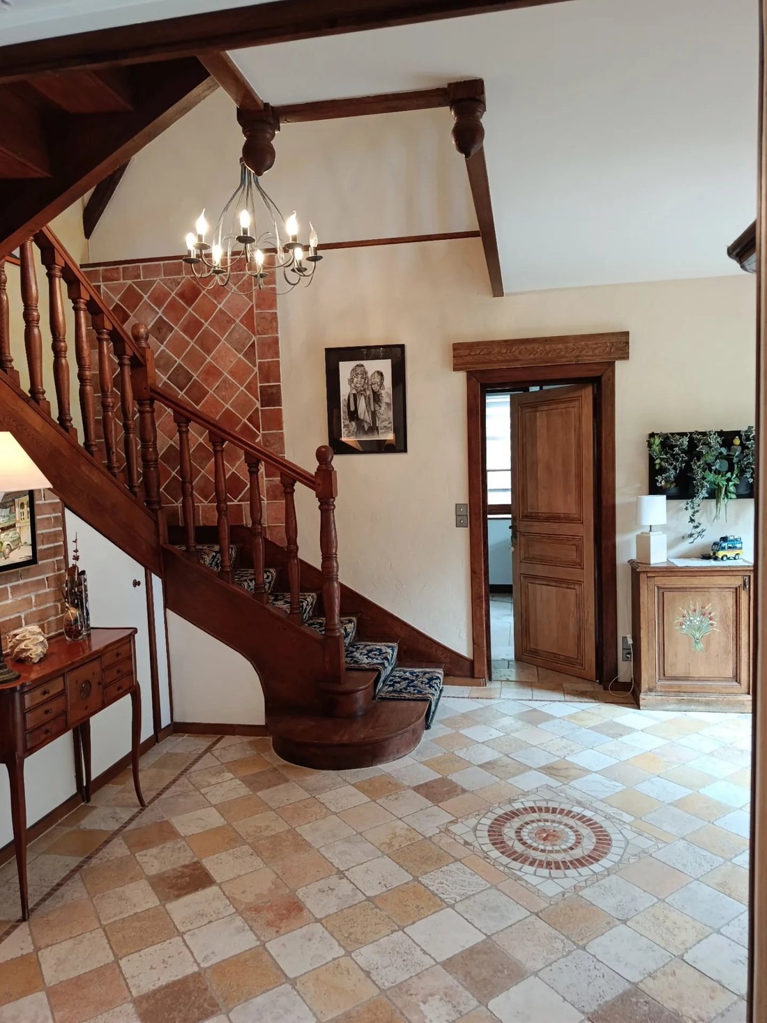 Estate in Coulommiers, Ile-de-France, France 5 - 18575129