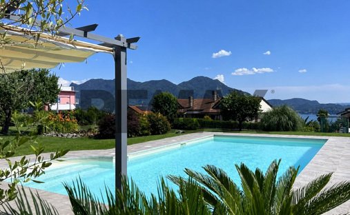 Apartment in Arizzano, Piedmont, Italy 1