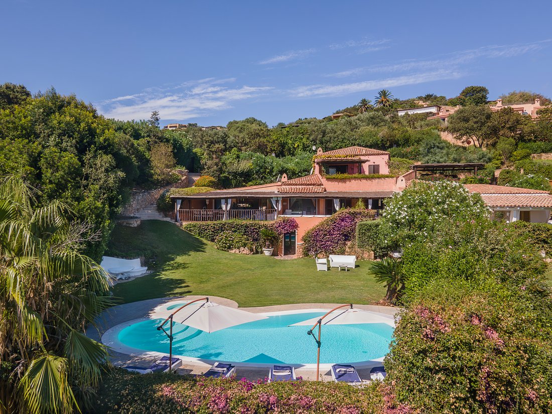 Villa in Cala di Volpe - Capriccioli - Romazzino, Arzachena, Italy 1 - 18574439