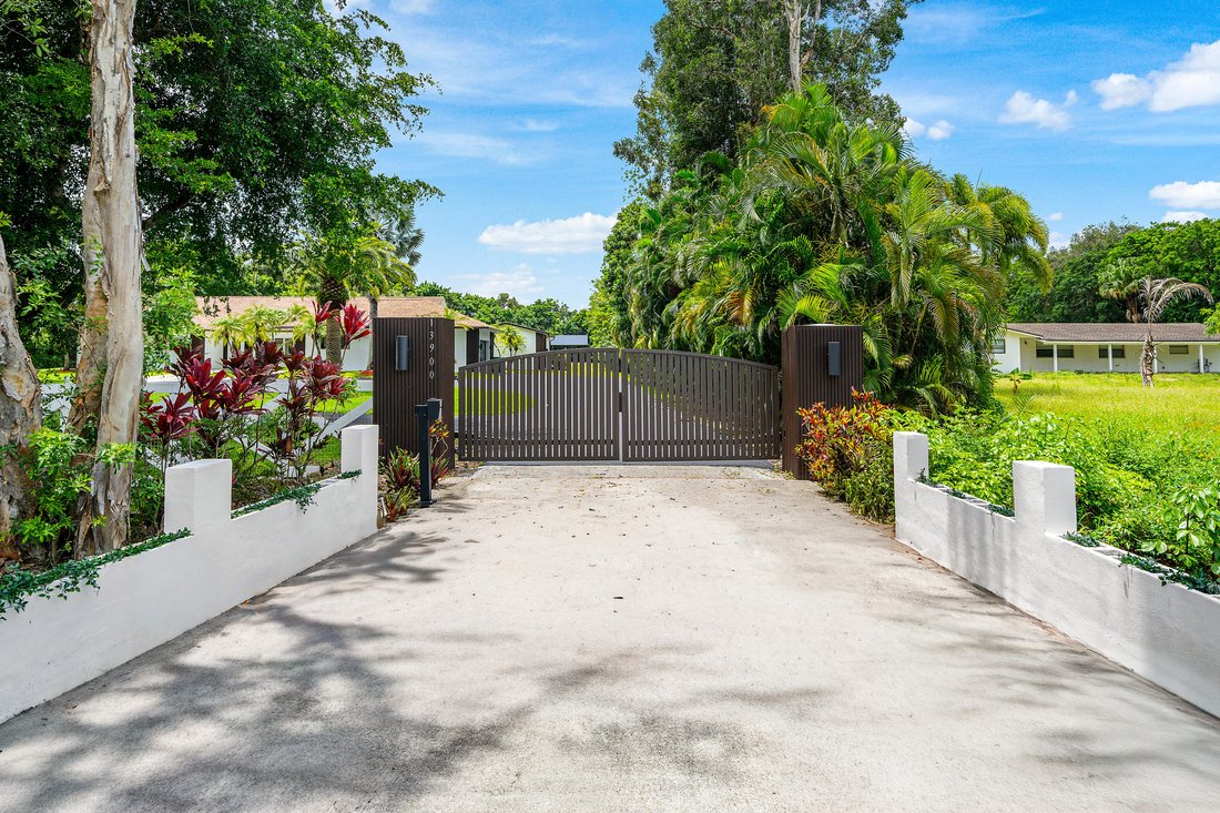 Estate in Southwest Ranches, Florida, United States 1 - 18574632