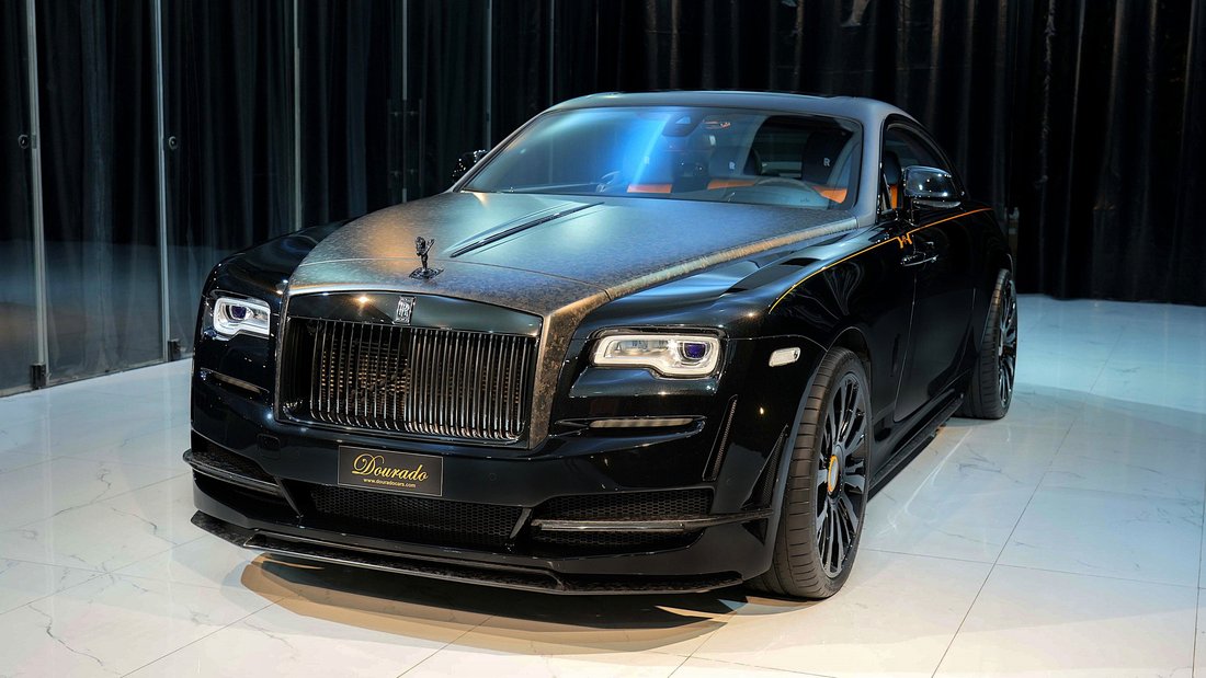 Coupe in Dubai, United Arab Emirates 3 - 18578649