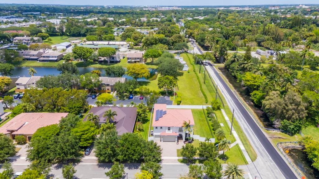 Estate in Davie, Florida, United States 5 - 18574890