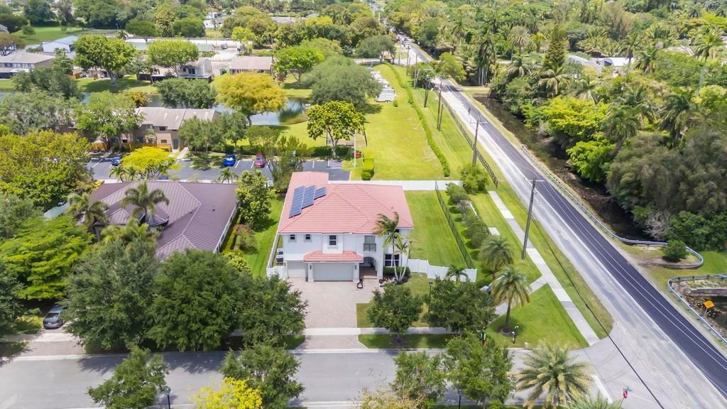 Estate in Davie, Florida, United States 3 - 18574890