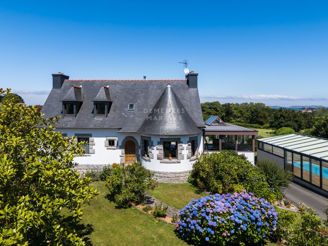 House in Tregastel, Brittany, France 1 - 18281275