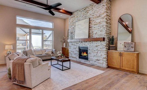 House in Berthoud, Colorado, United States 1