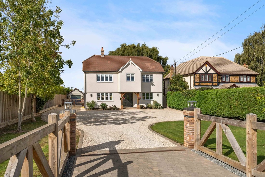 House in North Fambridge, England 1 - 16279664