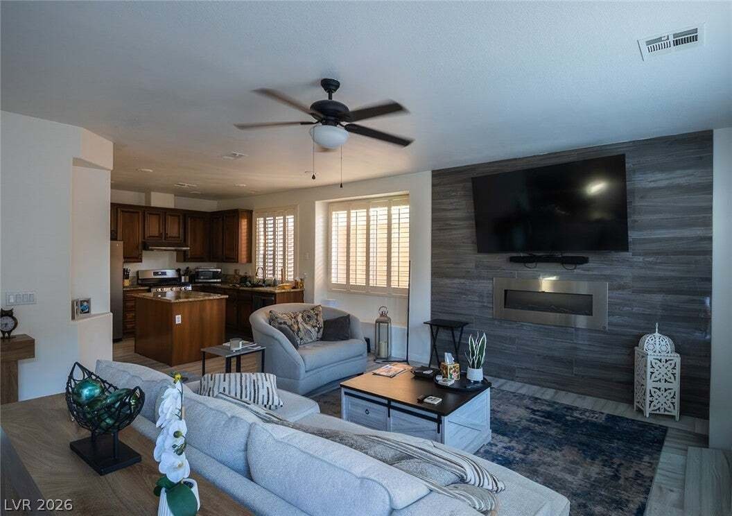 House in Las Vegas, Nevada, United States 5 - 18518486