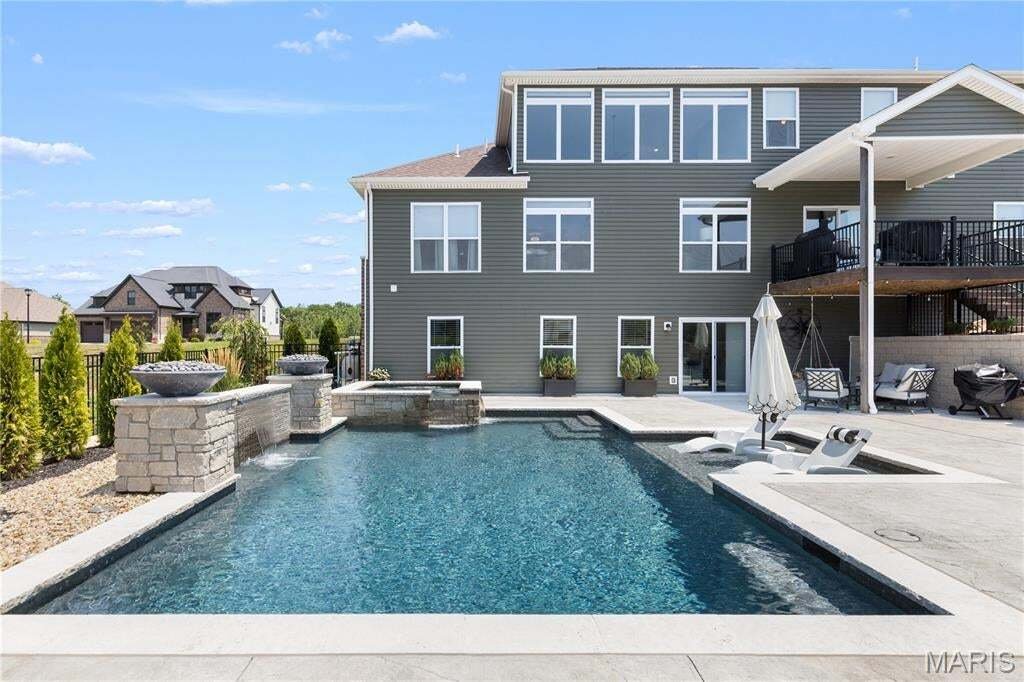 House in Edwardsville, Illinois, United States 5 - 18579057