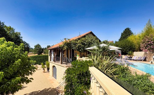 Apartment in Sarlat-la-Canéda, Nouvelle-Aquitaine, France 1