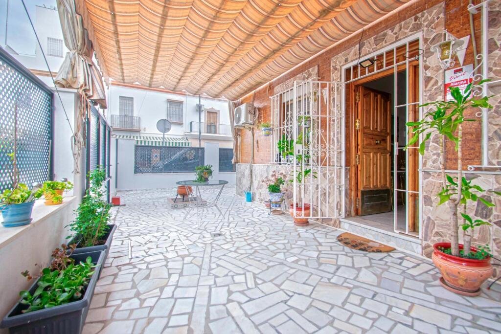 House in Distrito Macarena, Seville, Spain 2 - 18545045