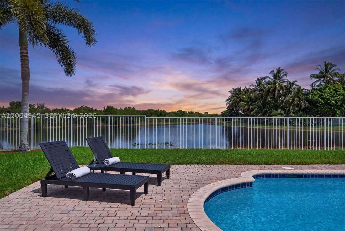 Casa a Weston, Florida, Stati Uniti 1 - 18579341