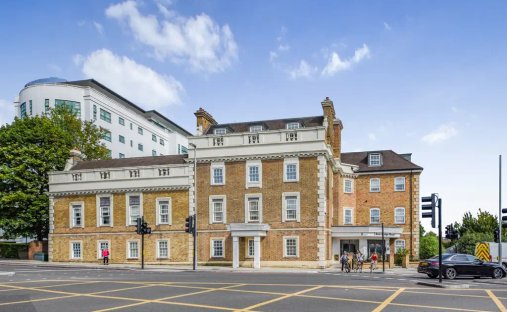 Apartment in Little Ealing, Hounslow, England 1
