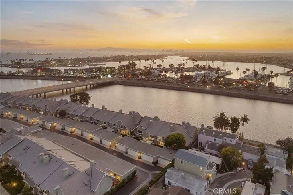 Condo in Seal Beach, California, United States 5 - 18579397