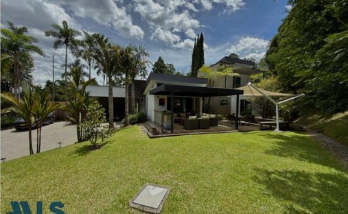 Casa en Envigado, Antioquia, Colombia 1