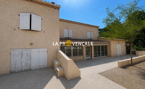 Villa in Greasque, Provence-Alpes-Côte d'Azur, France 1