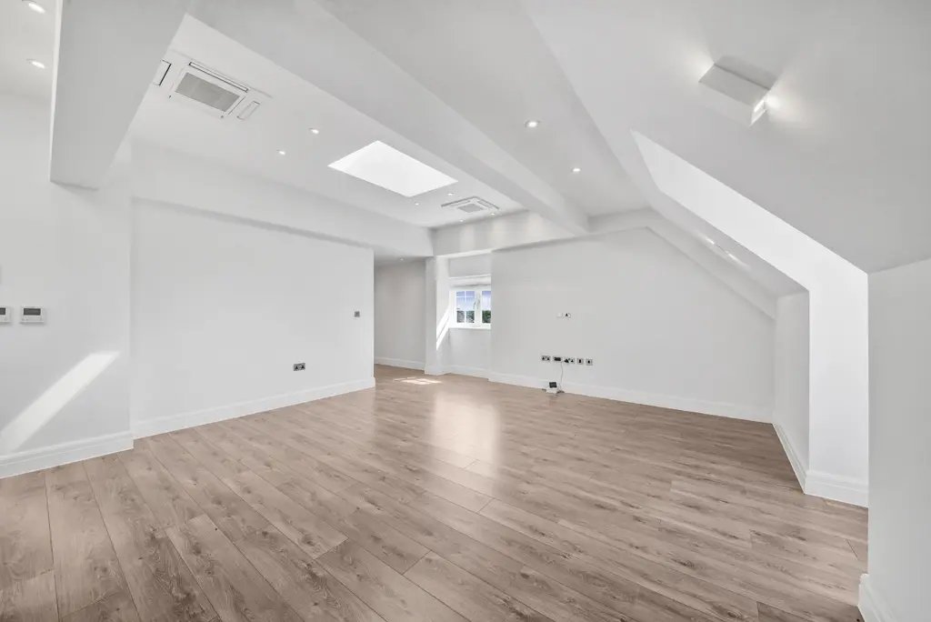 Apartment in Little Ealing, Hounslow, England 2 - 16767937