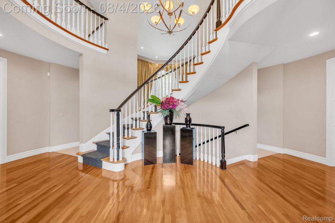 House in Grand Blanc Township, Michigan, United States 3 - 18579197