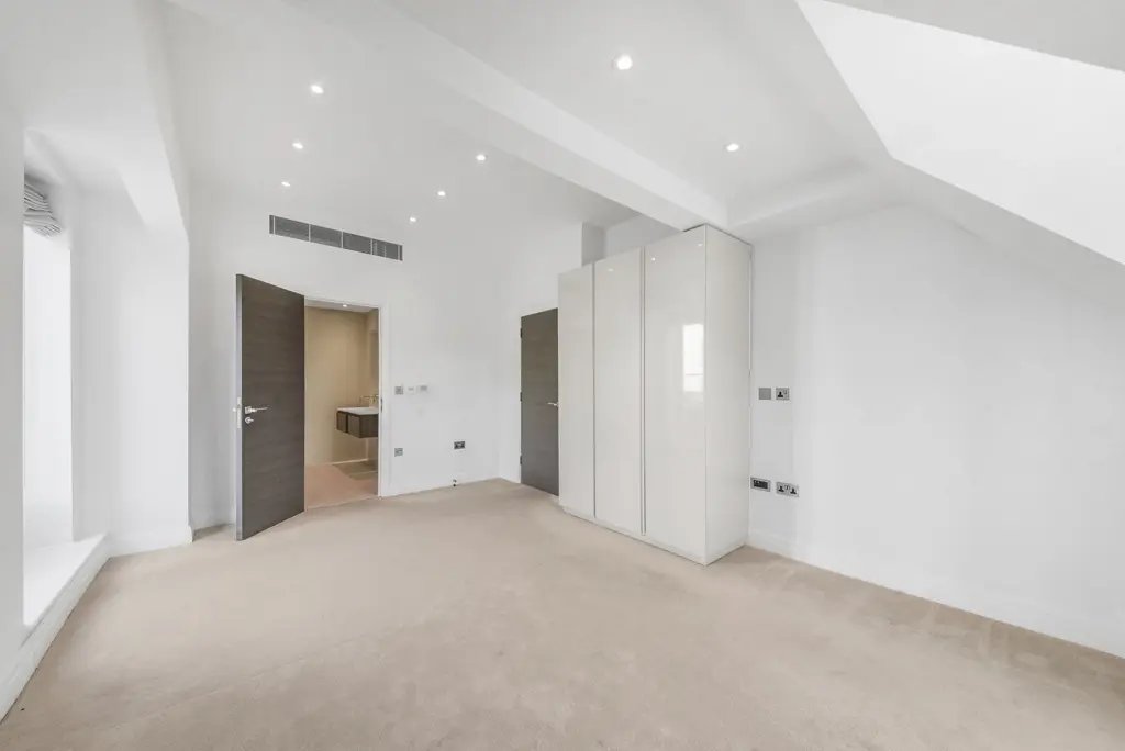 Apartment in Little Ealing, Hounslow, England 4 - 16767937