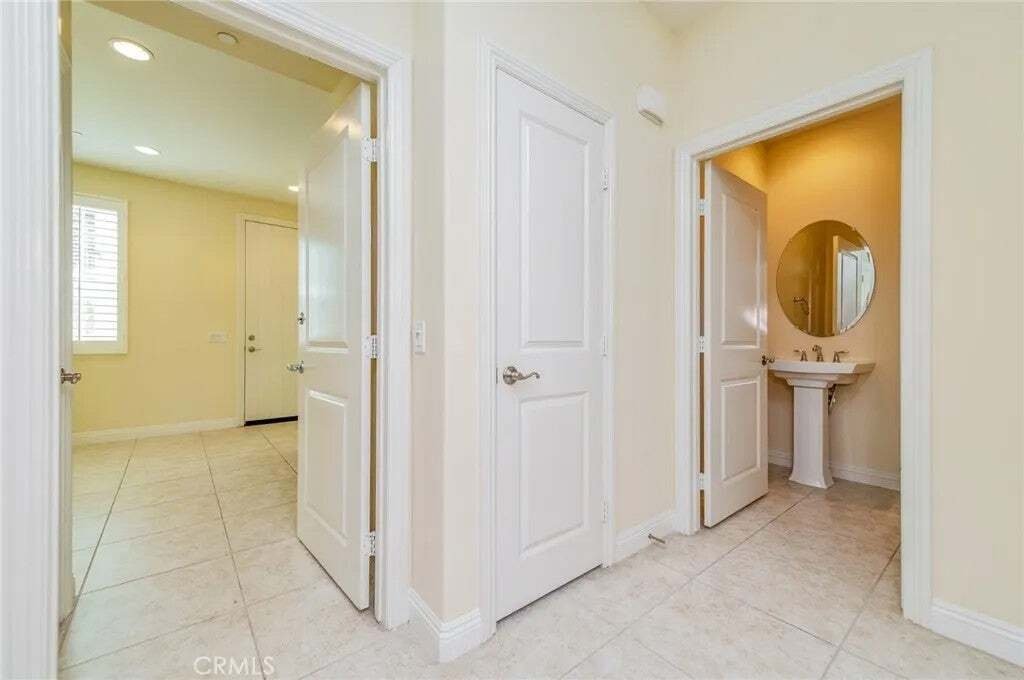 Condo in Irvine, California, United States 4 - 18579391