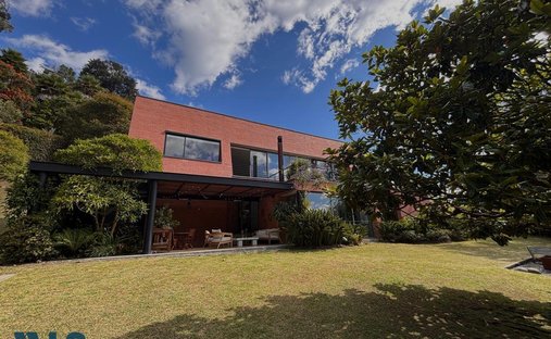 House in Vereda El Penasco, Antioquia, Colombia 1