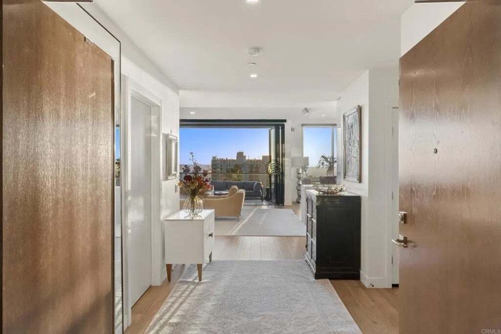 Condo in San Diego, California, United States 3 - 17696627