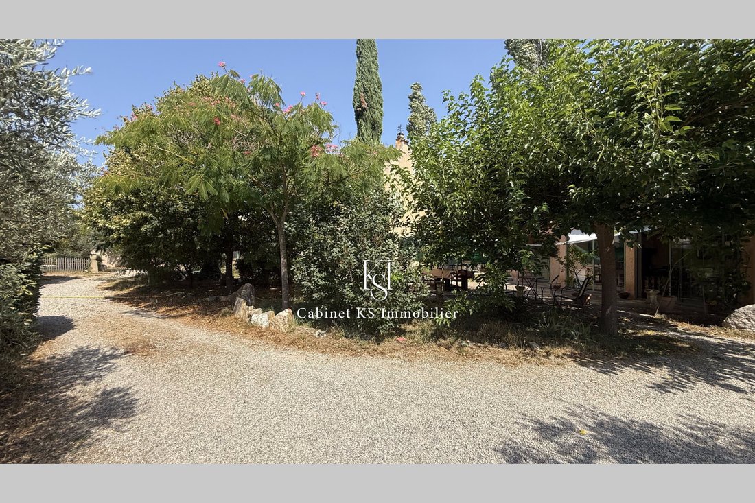 Villa in Bras, Provence-Alpes-Côte d'Azur, France 3 - 18538304
