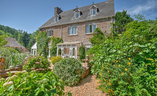Casa a Yealmpton, Inghilterra 1