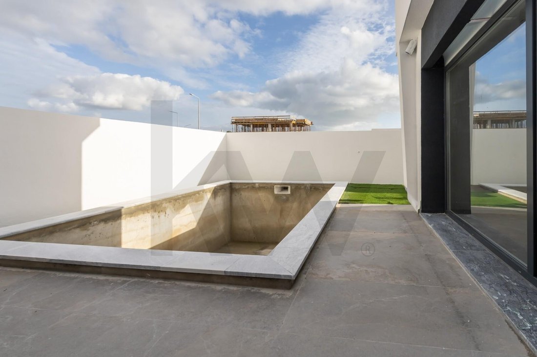 Townhouse in Azeitao (Sao Lourenco e Sao Simao), Setubal, Portugal 4 - 18579535