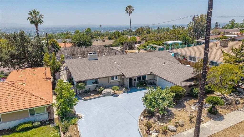 House in Altadena, California, United States 1 - 18075371
