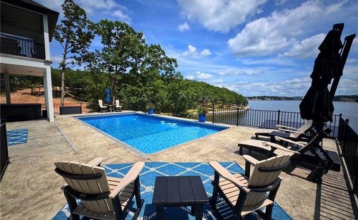 House in Sunrise Beach, Missouri, United States 1