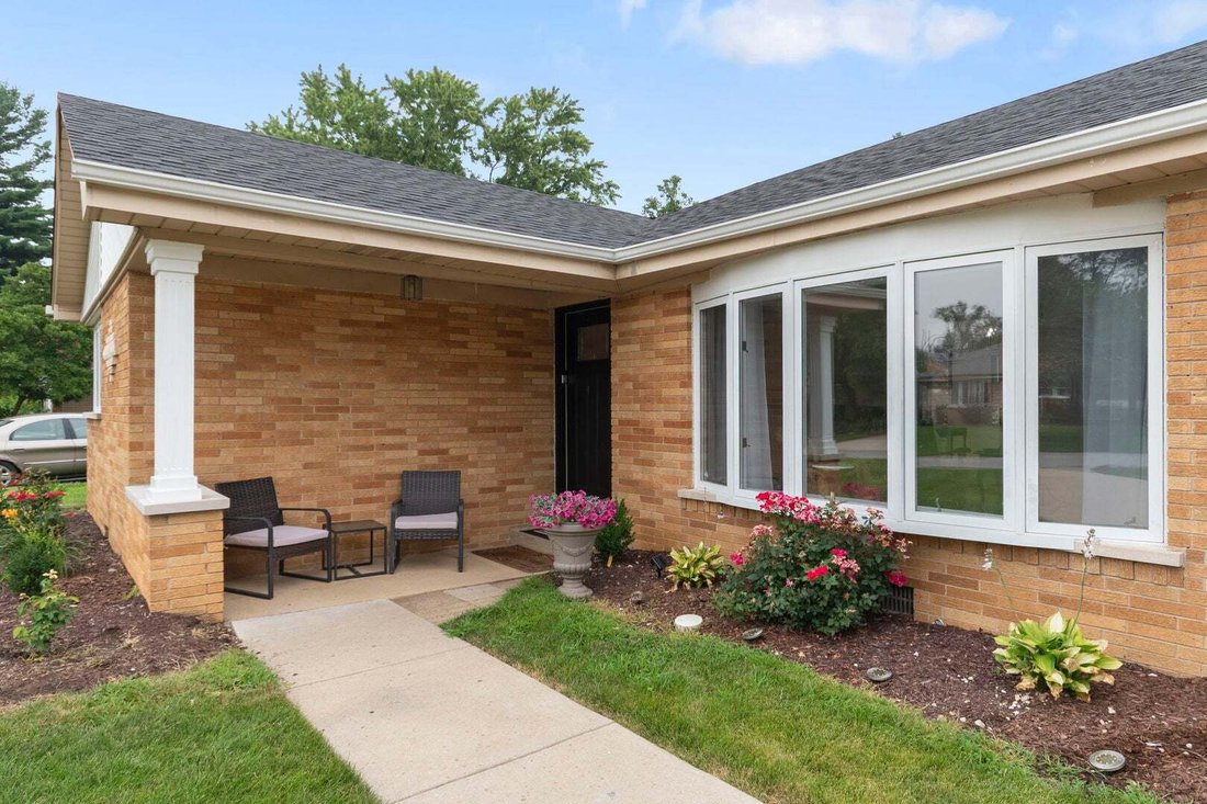 House in Palos Heights, Illinois, United States 2 - 18579461