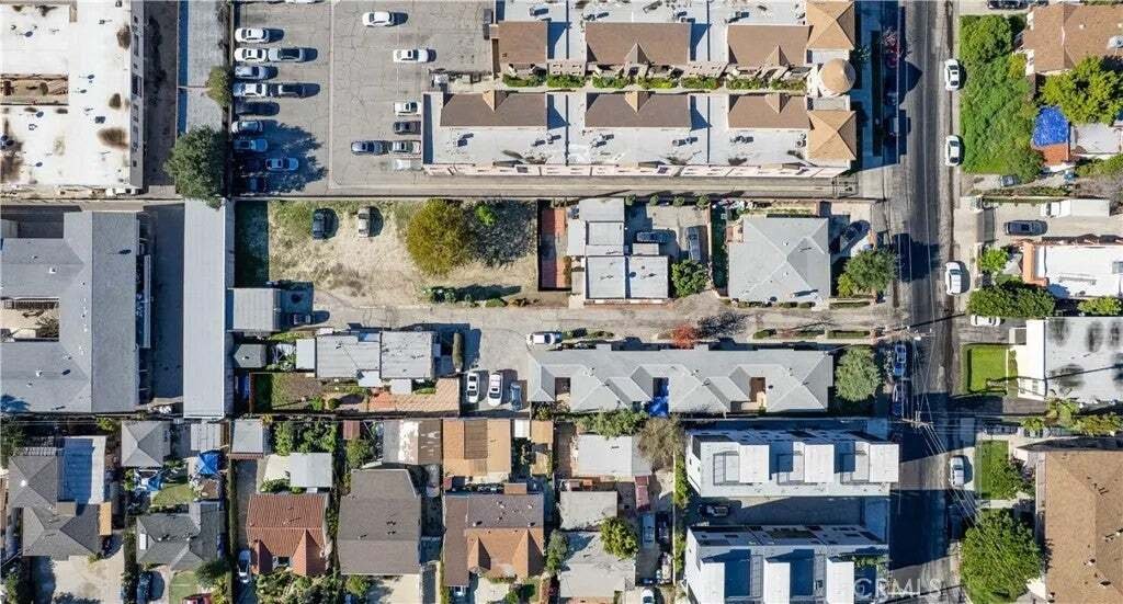 Los Angeles, California, United States 2 - 16965923