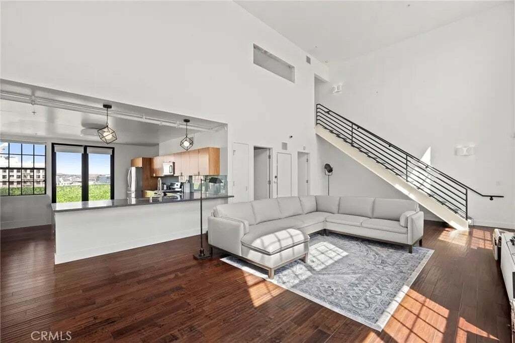 Condo in Los Angeles, California, United States 4 - 18579367