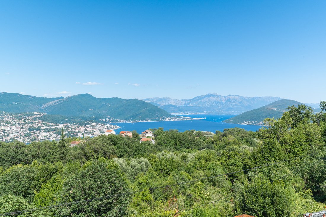 Villa in Herceg Novi, Herceg Novi Municipality, Montenegro 3 - 18430130